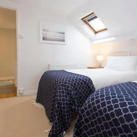 招待所 Town Centre Walk To Everything! *