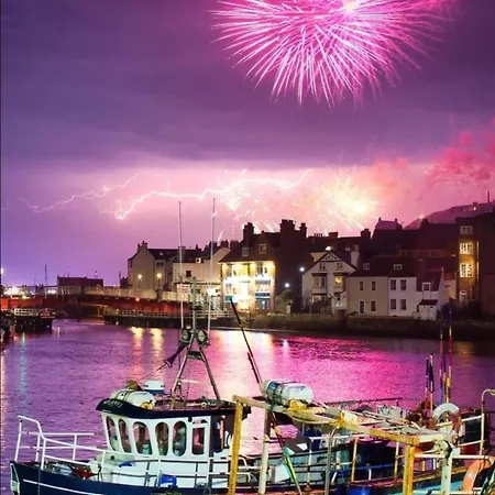 Town Centre Walk To Everything! Pensjonat *