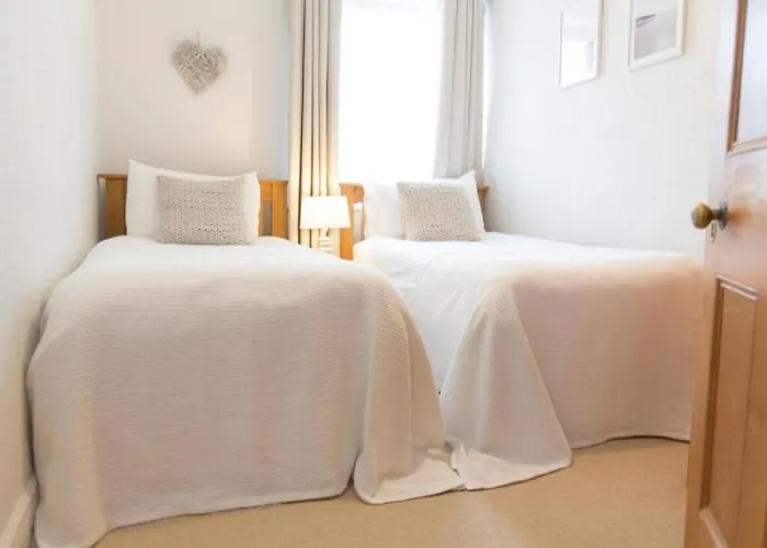 Town Centre Walk To Everything! 招待所 *